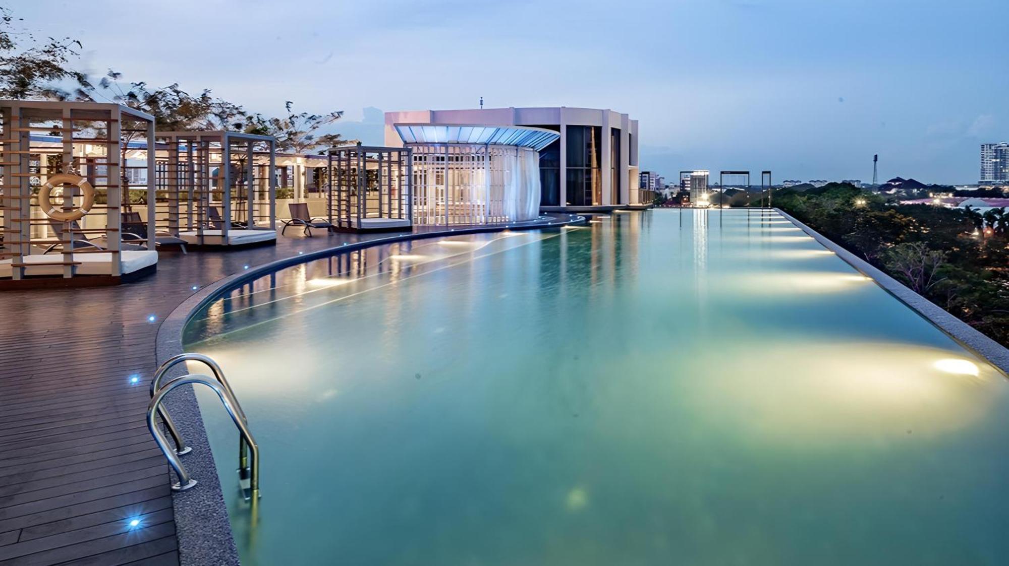 2Br Premium Suites Troika Kota Bharu By Aghome エクステリア 写真