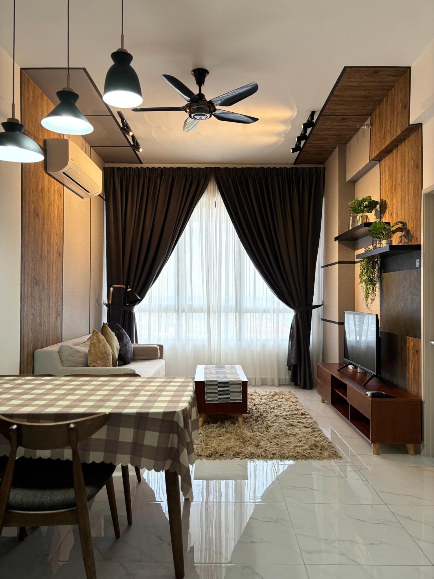 2Br Premium Suites Troika Kota Bharu By Aghome エクステリア 写真