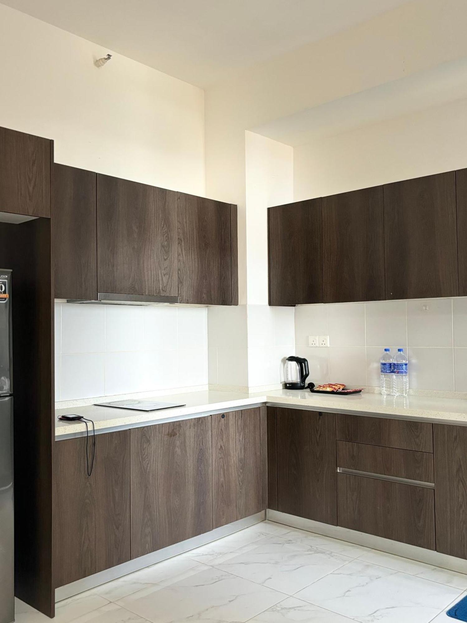 2Br Premium Suites Troika Kota Bharu By Aghome エクステリア 写真