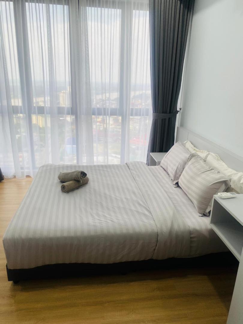 2Br Premium Suites Troika Kota Bharu By Aghome エクステリア 写真